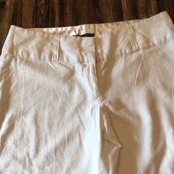 Maurice’s White Gaucho Capris Size 11/12 - Picture 2 of 8